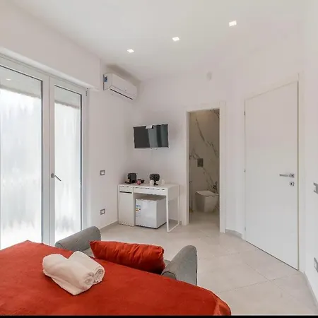 بيت ضيافة Teatro Greco 3*